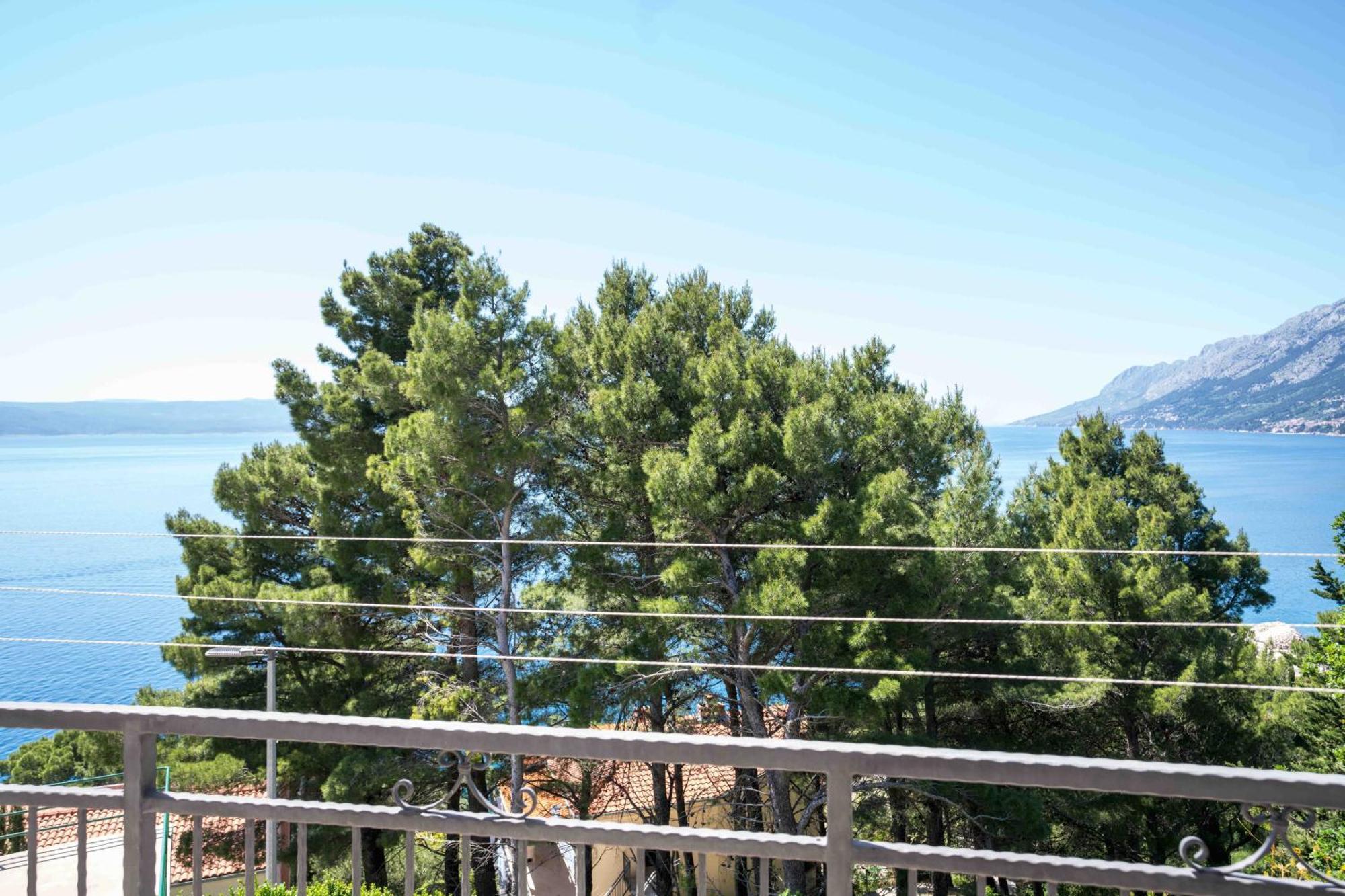 Sea View Apartment Gin 布雷拉 客房 照片